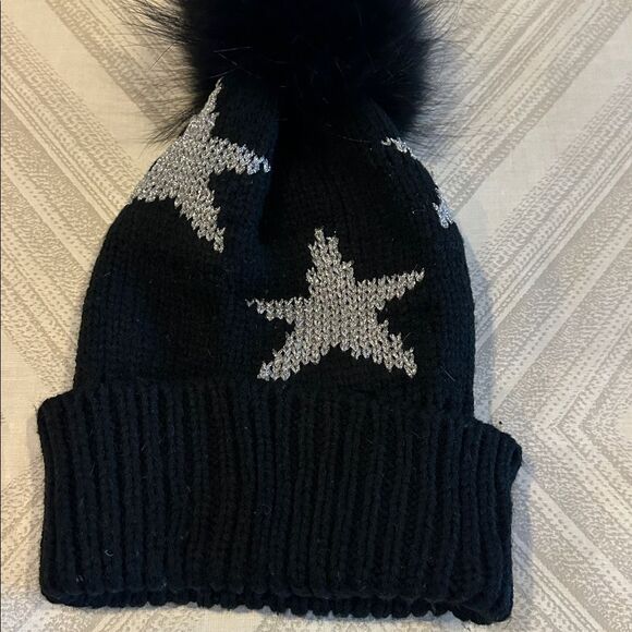 Linda Richards Black Knit Cozy Chic Winter Hat Silver Stars  display picture 1